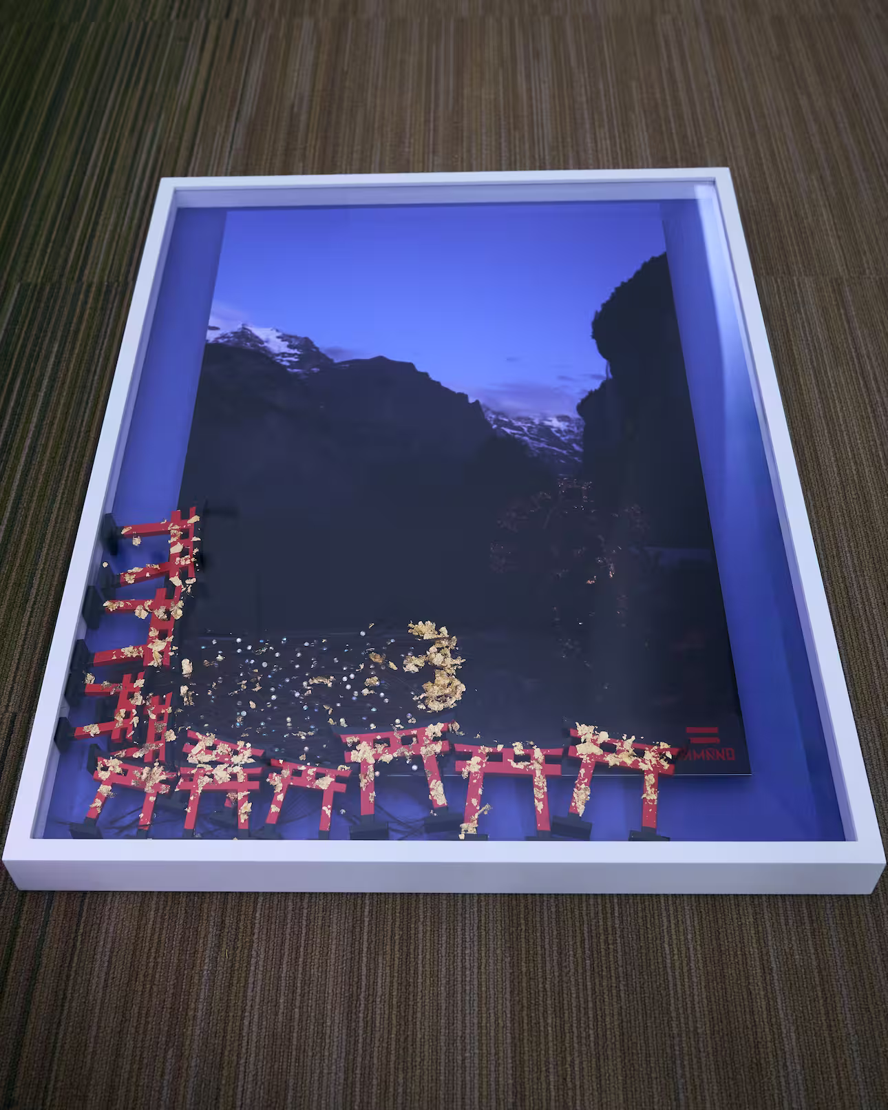 打ち砕かれた黄金、再生のダイナミズム ― Swissの展示風景